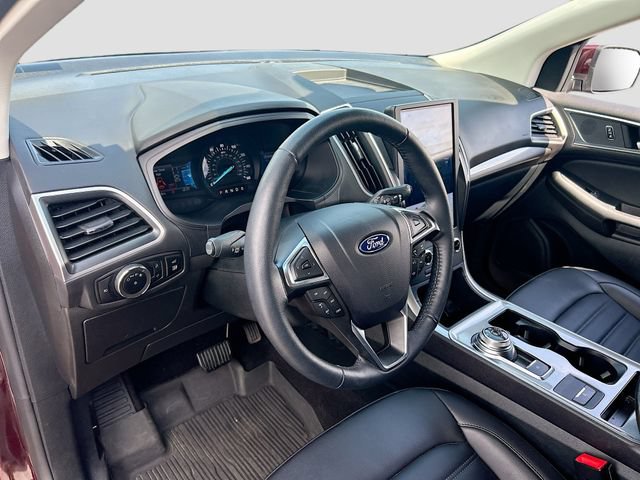 Certified 2024 Ford Edge SEL w/ Convenience Package AWD/4WD image 12
