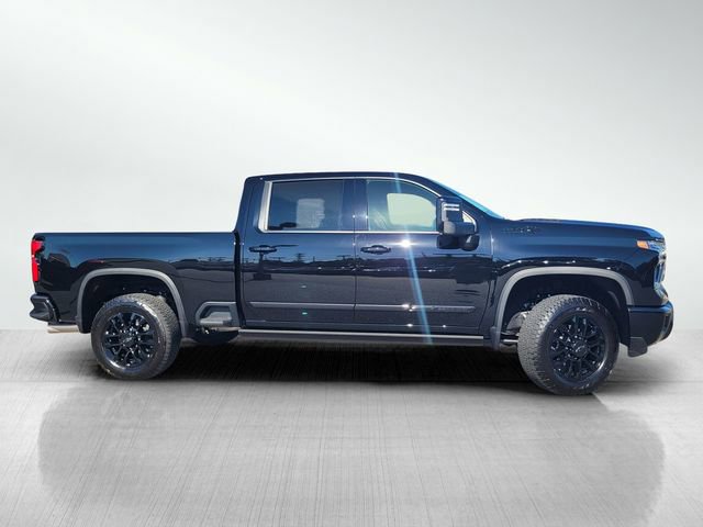 Used 2025 Chevrolet Silverado 2500 High Country w/ High Country Premium Package image 2