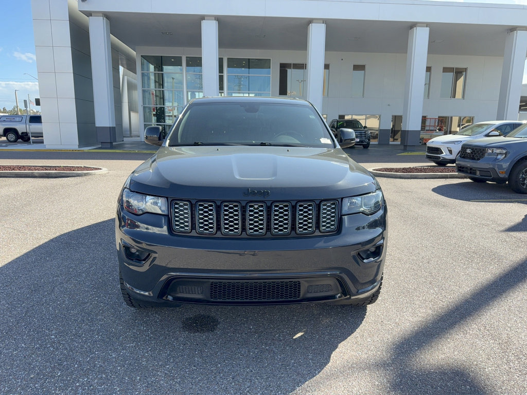 Used 2018 Jeep Grand Cherokee Altitude image 6