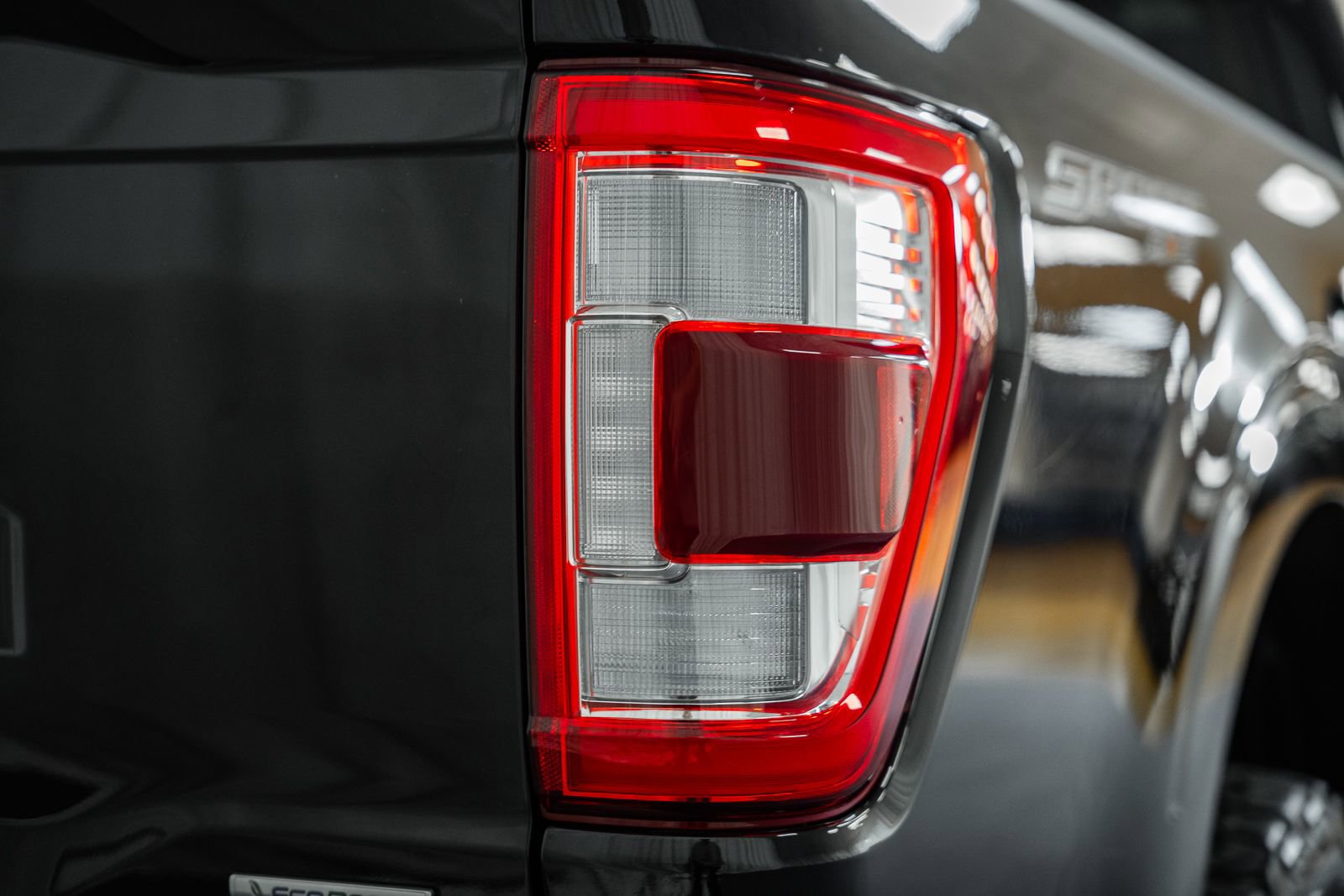 Certified 2023 Ford F150 Lariat image 19