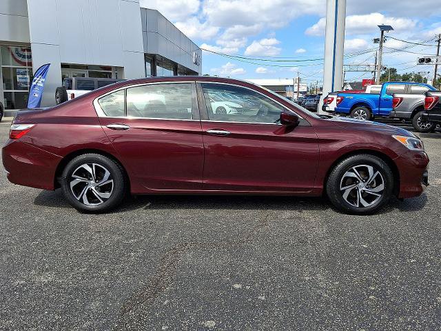 Used 2017 Honda Accord LX image 7