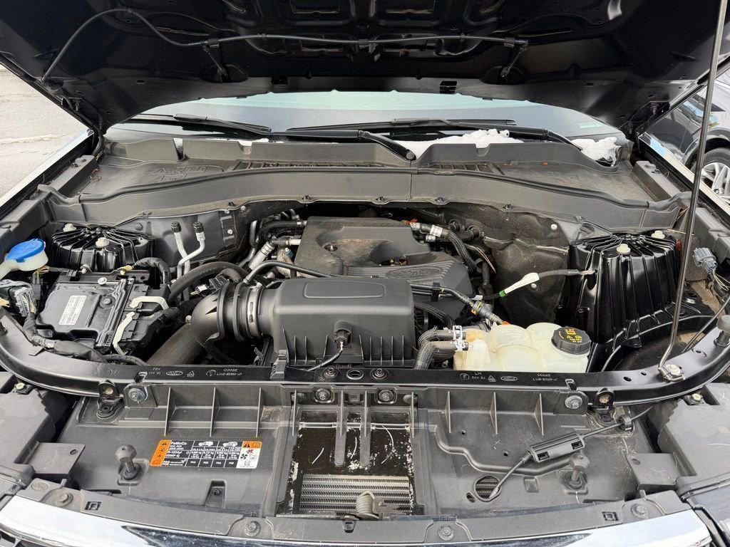 Certified 2020 Ford Explorer XLT w/ Comfort Package image 17