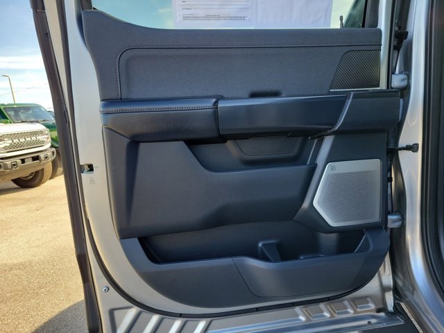 Certified 2022 Ford F150 Raptor w/ Equipment Group 801A High image 15