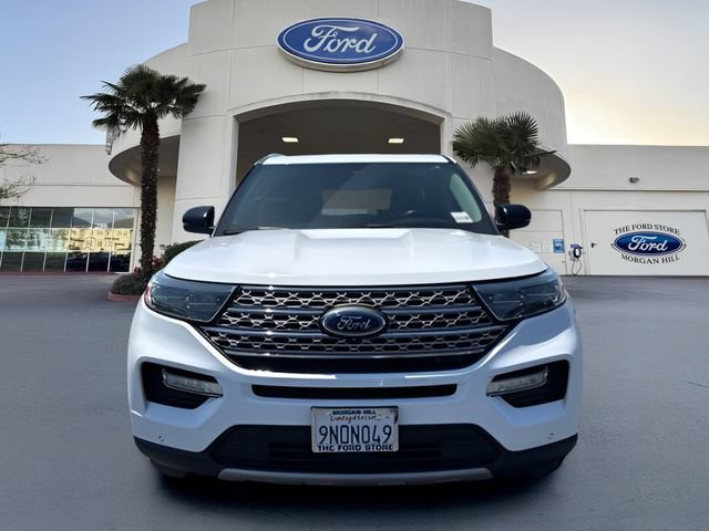 Certified 2021 Ford Explorer Limited w/ Equipment Group 301A AWD/4WD image 3