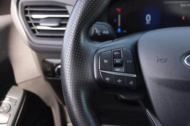 Certified 2024 Ford Escape ST-Line w/ Cold Weather Package image 7
