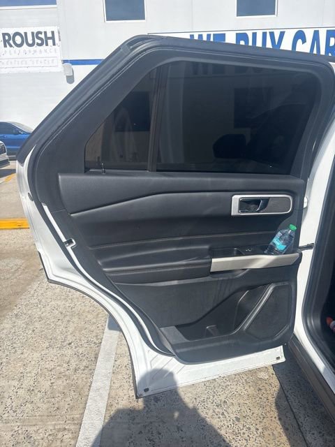 Certified 2021 Ford Explorer XLT w/ Equipment Group 202A image 17