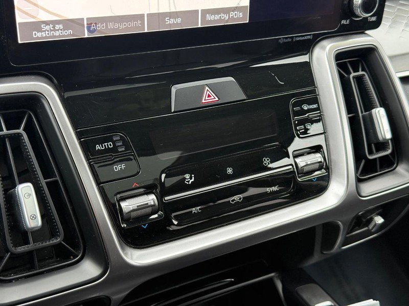 Used 2023 Kia Sorento S w/ Panoramic Sunroof Package image 26