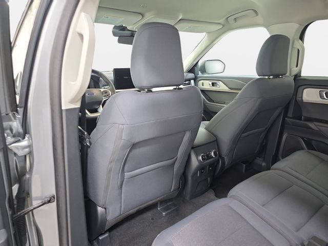 Certified 2025 Ford Explorer Active AWD/4WD image 12