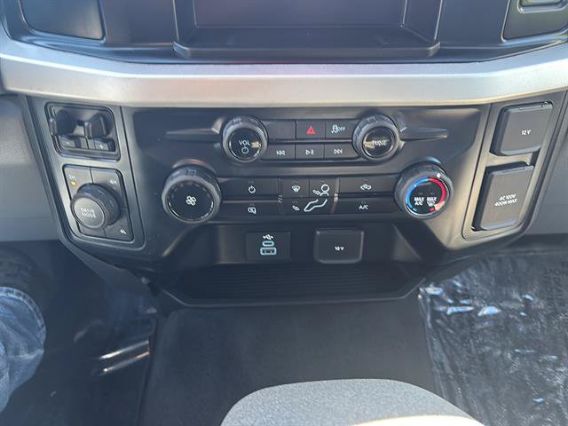Certified 2025 Ford F250 XLT AWD/4WD image 24