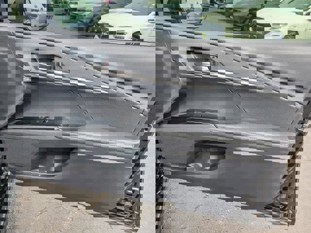 Used 2025 Toyota Camry XSE FWD image 28