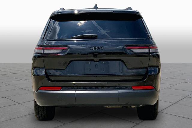 Used 2023 Jeep Grand Cherokee L Laredo RWD image 5