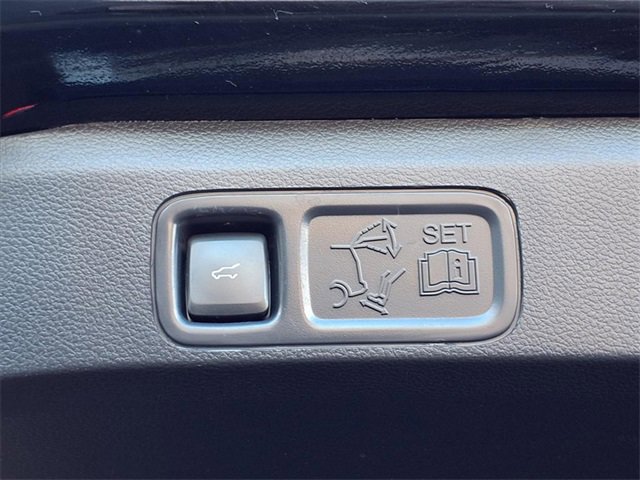 Certified 2022 Ford Expedition Platinum image 30