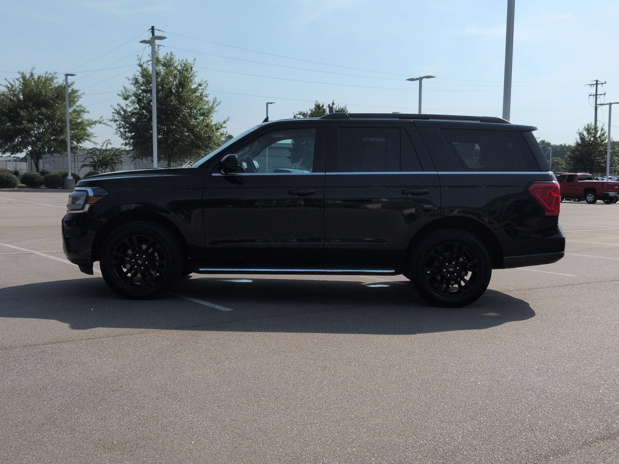 Certified 2022 Ford Expedition XLT AWD/4WD image 7
