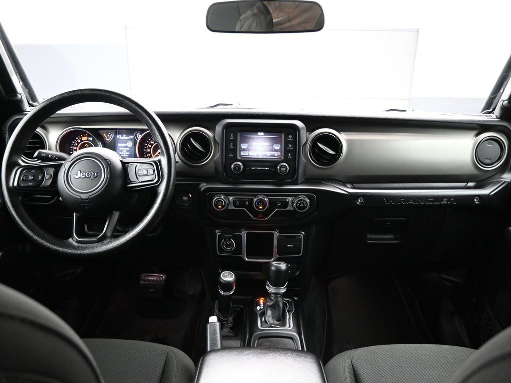 Used 2018 Jeep Wrangler Unlimited Sport image 25