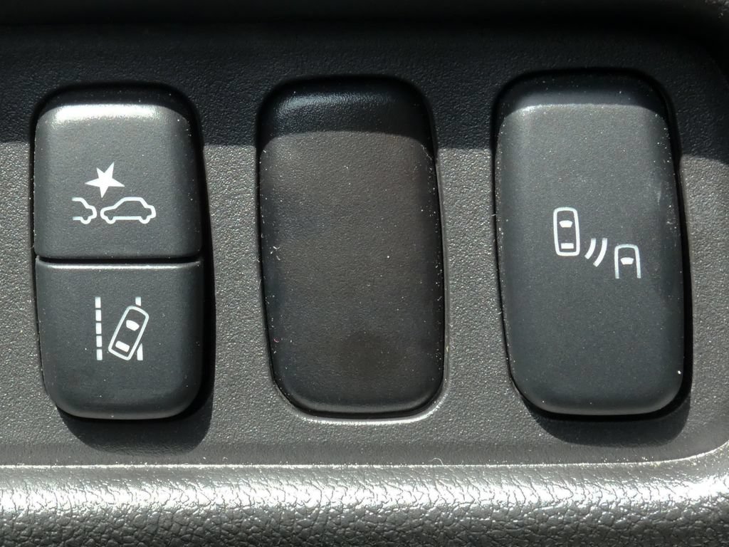 Used 2025 Mitsubishi Outlander Sport AWD image 19