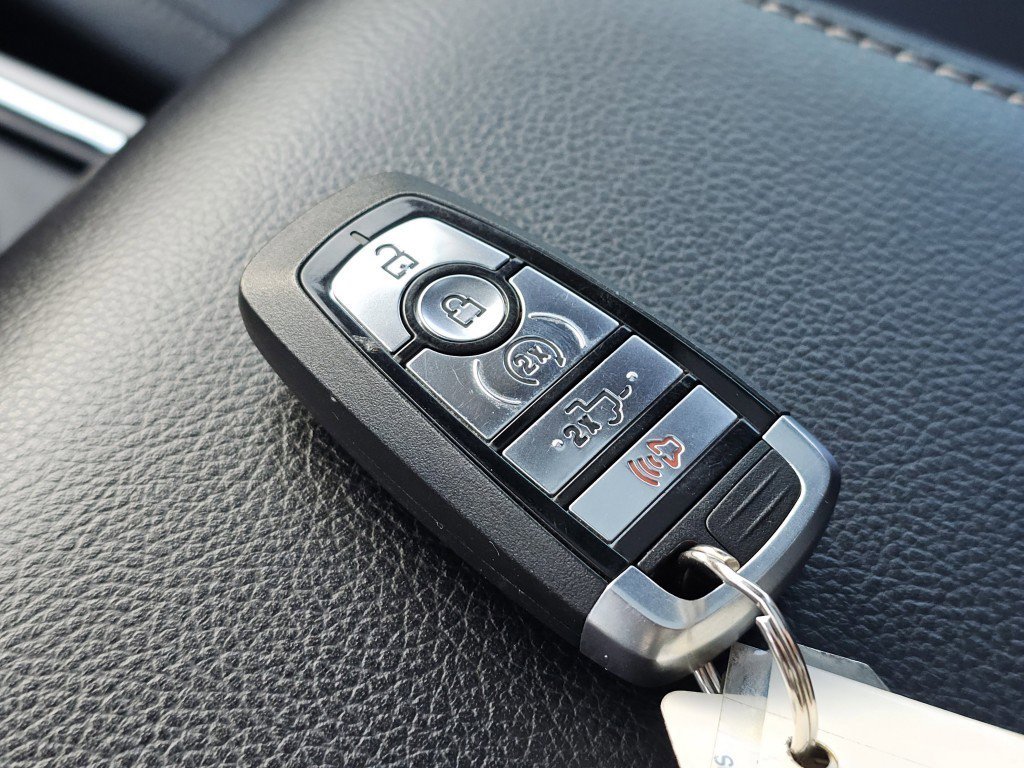 Certified 2017 Ford F350 Lariat w/ Lariat Ultimate Package image 37