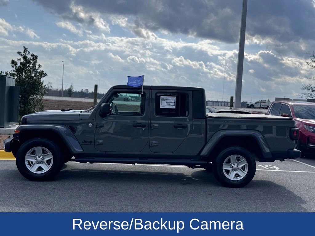 Used 2021 Jeep Gladiator Sport AWD/4WD video 3