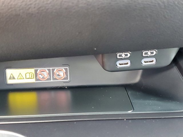 Used 2024 Lexus UX 250h FWD image 28