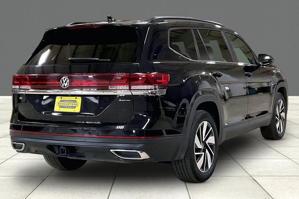 Used 2025 Volkswagen Atlas SE AWD/4WD image 12