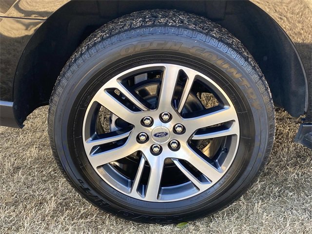 Certified 2024 Ford Expedition Limited image 17