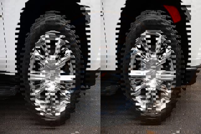 Used 2021 Chevrolet Tahoe High Country image 19