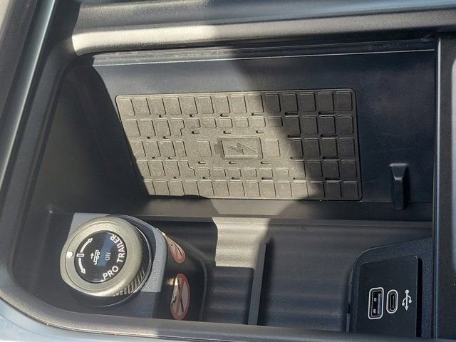 Certified 2025 Ford Expedition Max Active AWD/4WD image 30