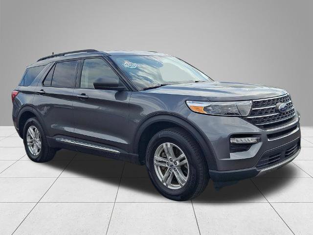 Certified 2023 Ford Explorer XLT w/ Equipment Group 202A AWD/4WD image 6