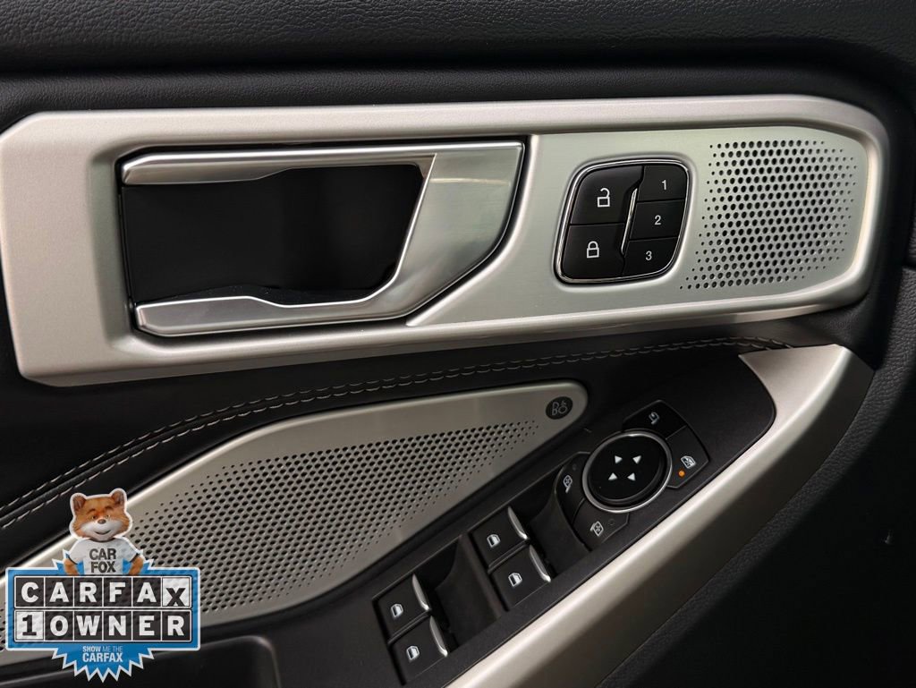 Certified 2022 Ford Explorer Limited w/ Limited Technology Package image 28