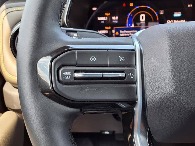 Used 2023 Chevrolet Colorado ZR2 w/ ZR2 Convenience Package III AWD/4WD image 27