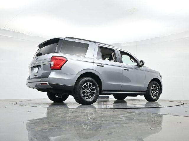 Certified 2023 Ford Expedition XLT image 32