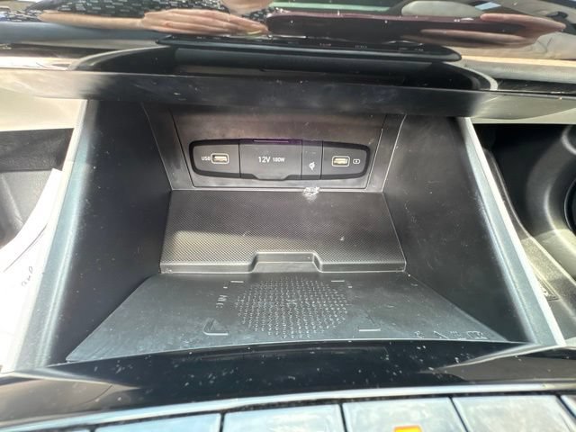 Used 2023 Hyundai Tucson Limited FWD image 18