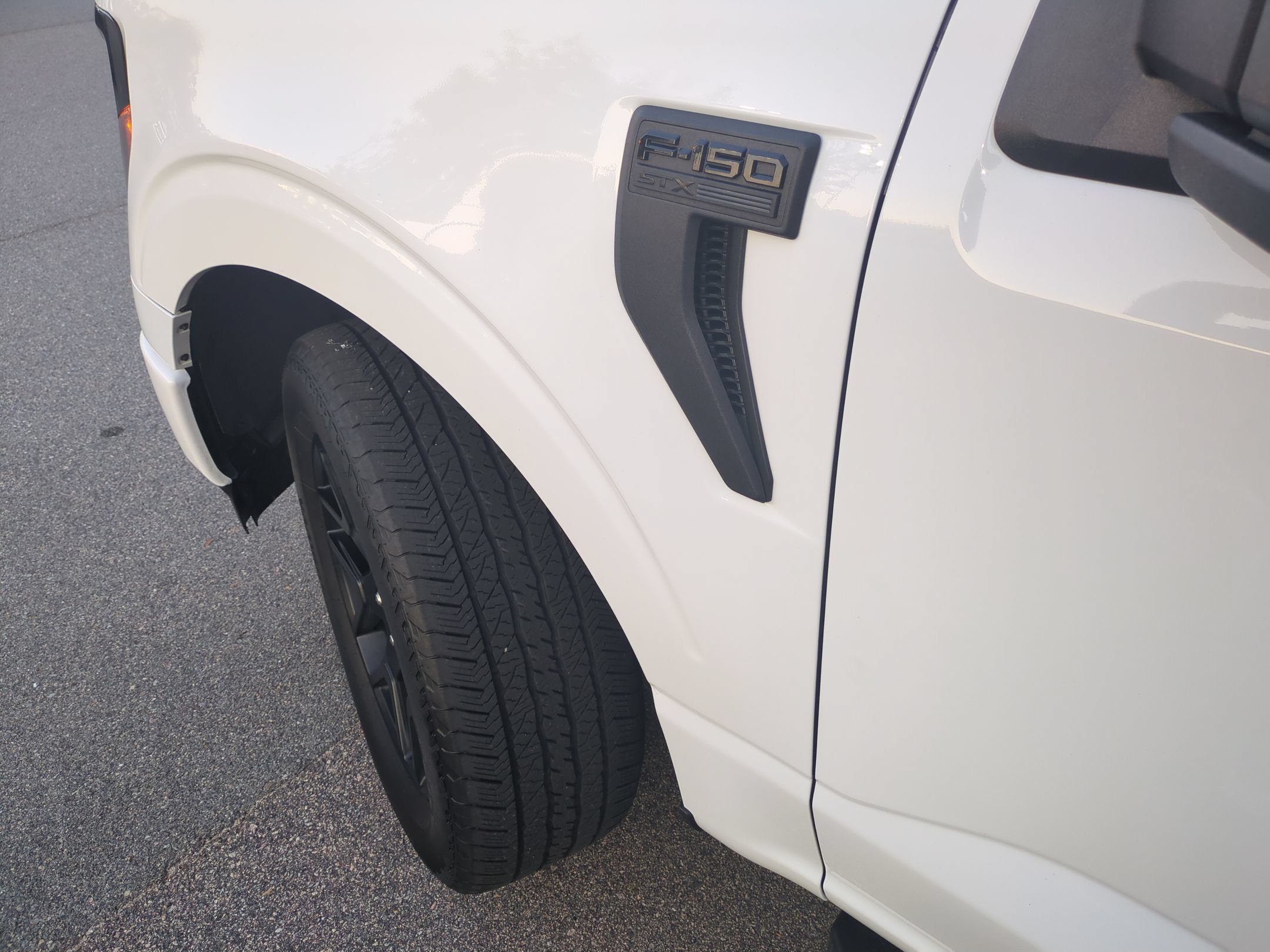 Certified 2025 Ford F150 STX w/ STX Black Appearance Package AWD/4WD image 12