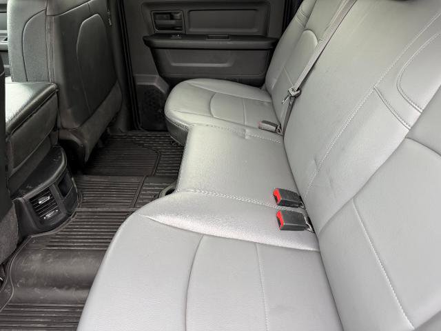 Used 2022 RAM 2500 Tradesman w/ Chrome Appearance Group AWD/4WD image 11
