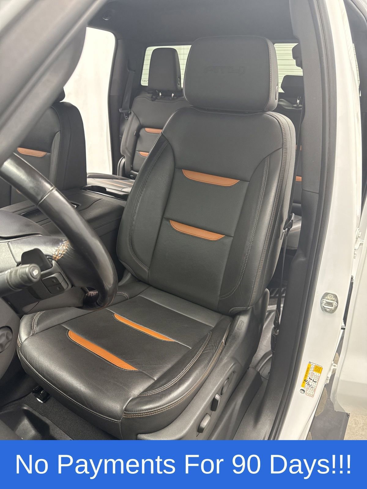 Used 2022 GMC Sierra 1500 AT4 w/ Technology Package AWD/4WD image 11