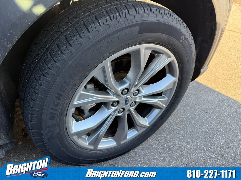 Certified 2023 Ford Explorer XLT w/ Equipment Group 202A image 7