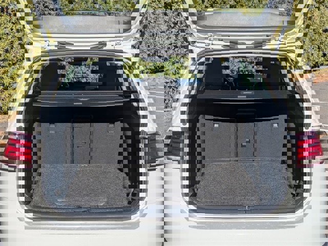 Used 2019 Volkswagen Golf Alltrack SE image 32