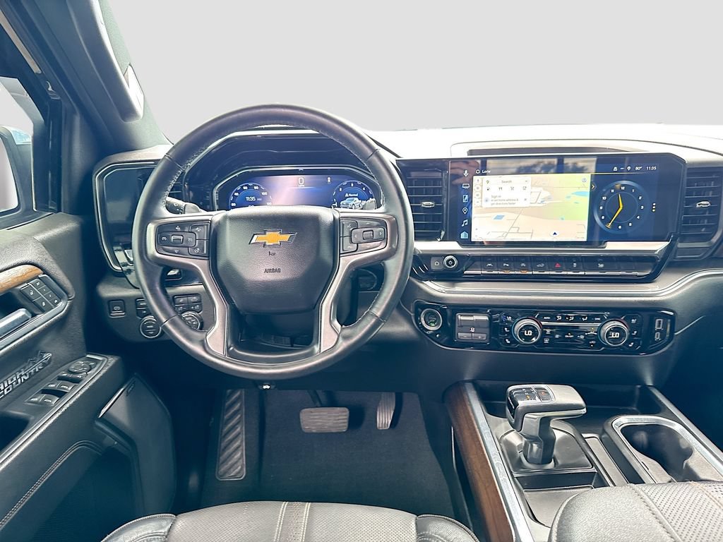 Used 2023 Chevrolet Silverado 1500 High Country w/ Technology Package AWD/4WD image 26