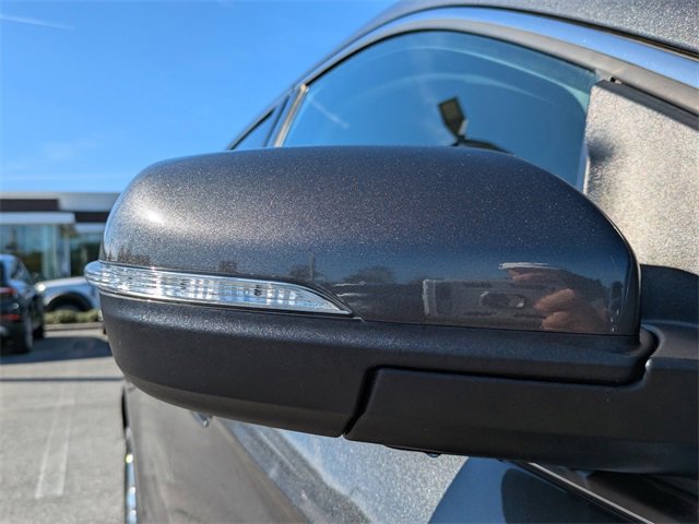 Certified 2017 Ford Edge SEL w/ Equipment Group 201A image 11