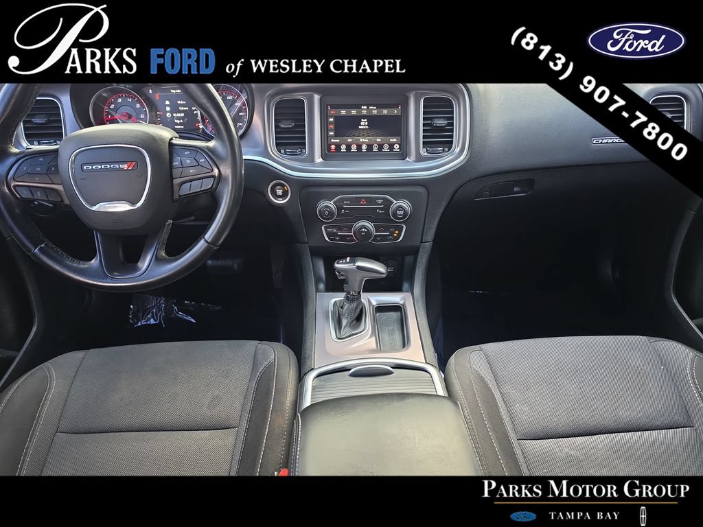 Used 2019 Dodge Charger SXT RWD image 11