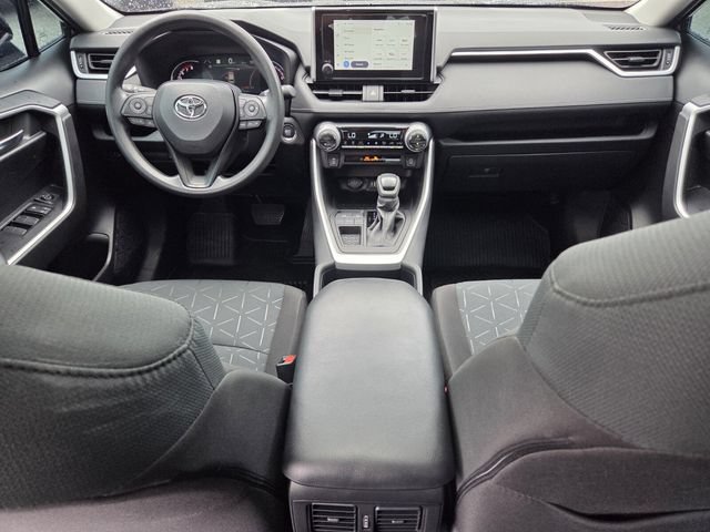 Used 2025 Toyota RAV4 XLE w/ Convenience Package FWD image 14