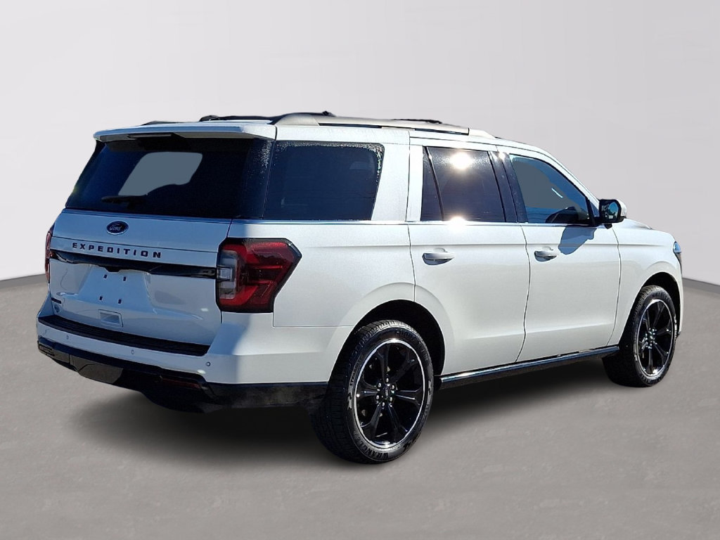Certified 2023 Ford Expedition Limited AWD/4WD image 6