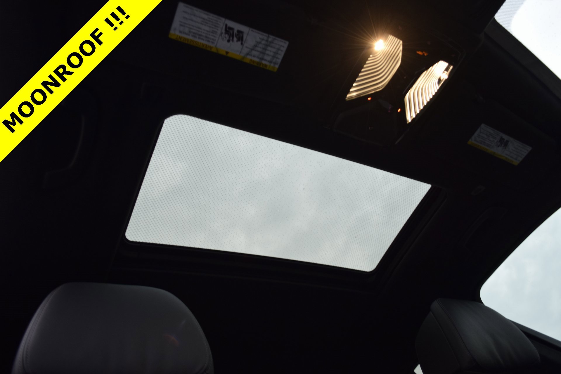 Used 2022 BMW X5 M50i w/ Executive Package image 6