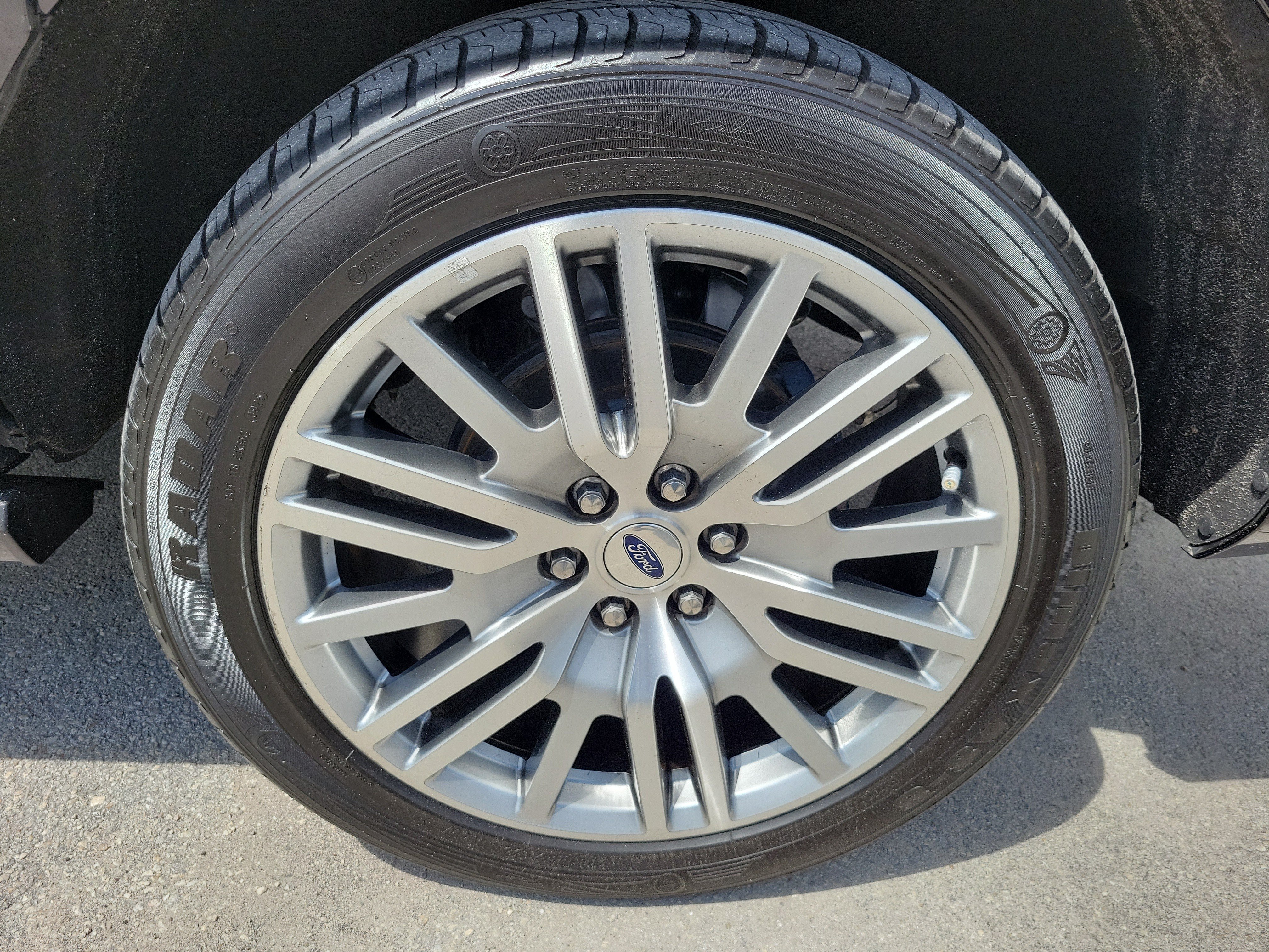Certified 2023 Ford Expedition Max Platinum RWD image 31