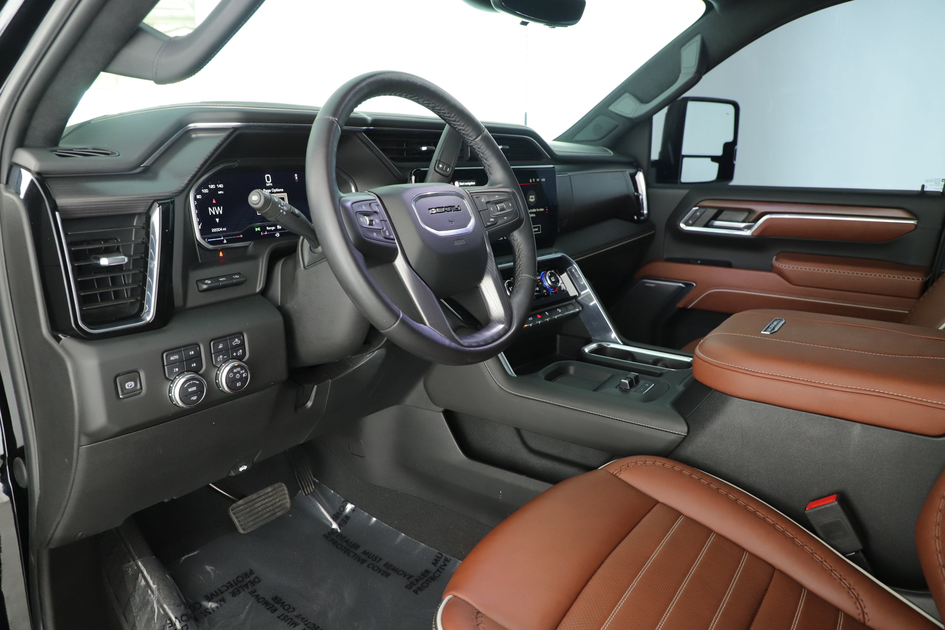 Used 2024 GMC Sierra 2500 Denali Ultimate AWD/4WD image 7