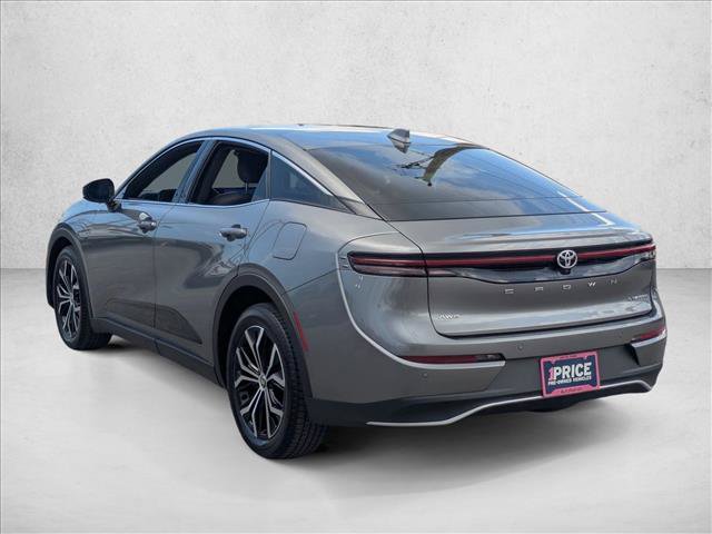 Used 2023 Toyota Crown AWD/4WD image 8