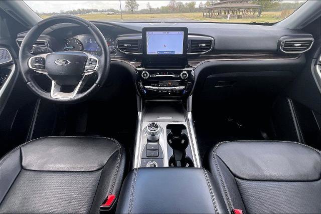 Certified 2023 Ford Explorer Limited AWD/4WD image 12