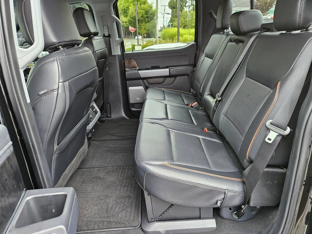 Certified 2025 Ford F350 Lariat AWD/4WD image 17