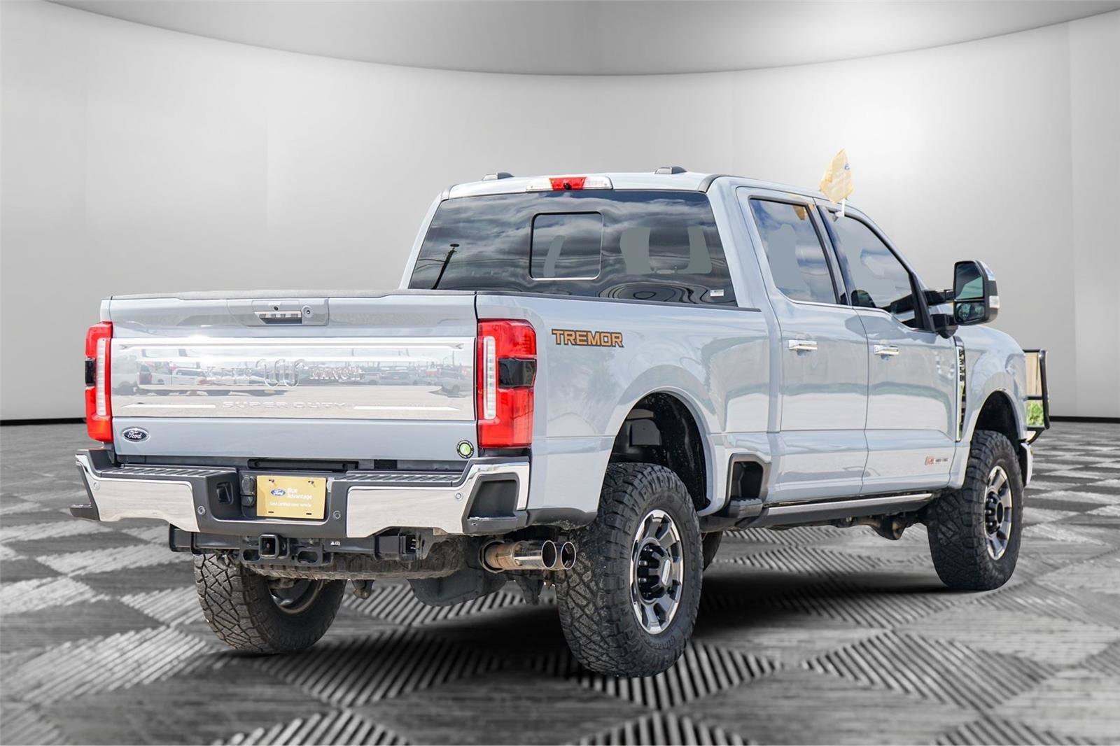 Certified 2024 Ford F350 King Ranch w/ Tremor Off-Road Package AWD/4WD image 5