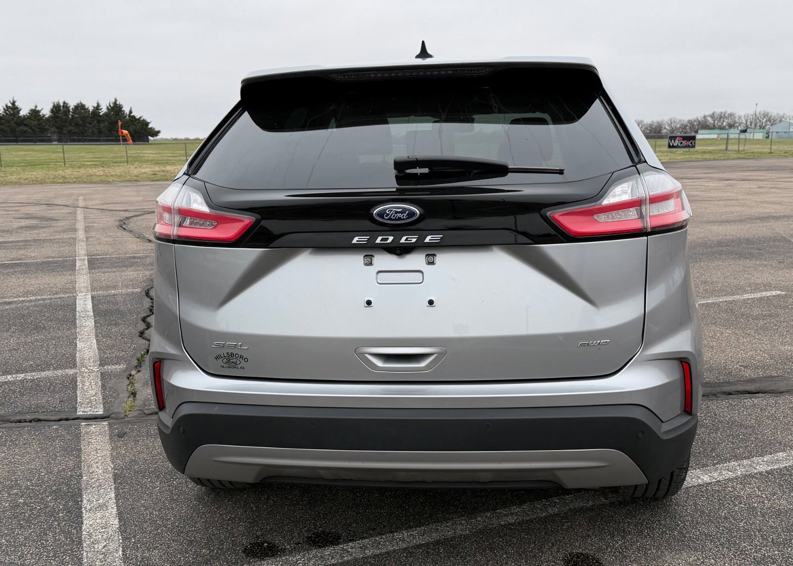 Certified 2022 Ford Edge SEL w/ Convenience Package AWD/4WD image 3