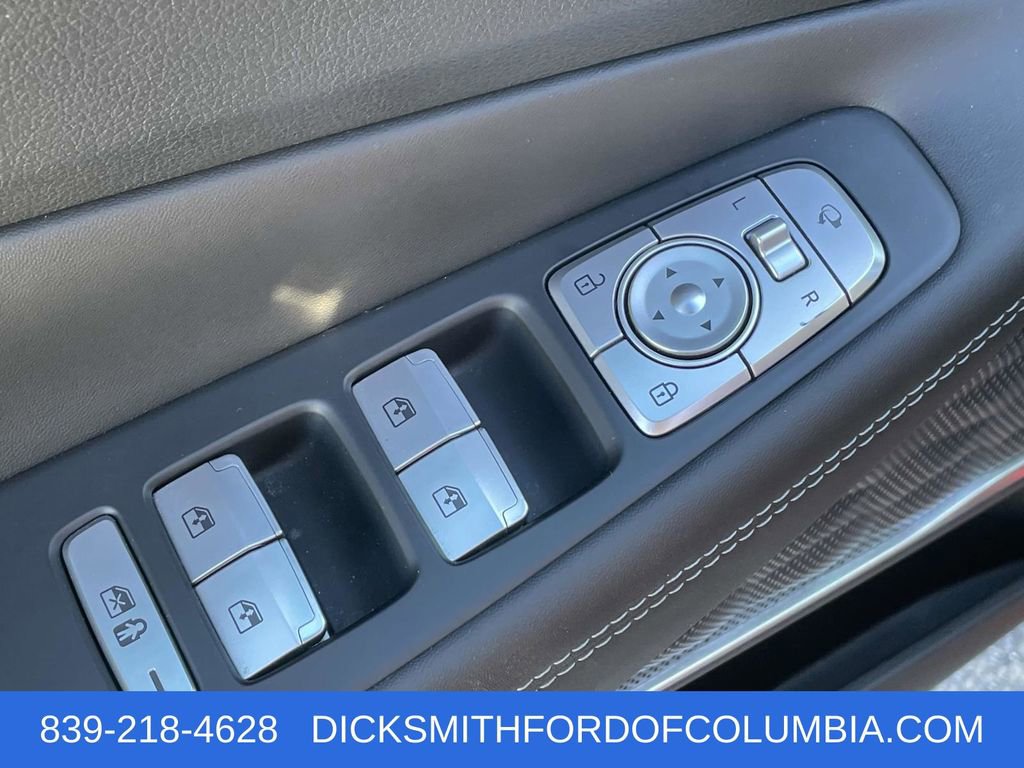 Used 2023 Hyundai Santa Fe Calligraphy image 18